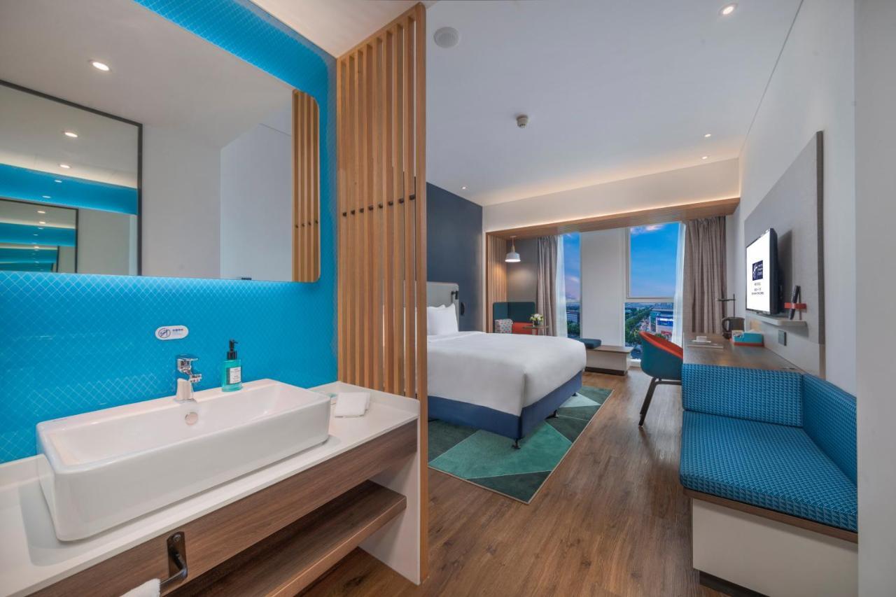 Holiday Inn Express Qingdao Chengyang Central By Ihg Zewnętrze zdjęcie