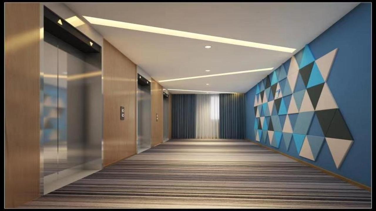 Holiday Inn Express Qingdao Chengyang Central By Ihg Zewnętrze zdjęcie